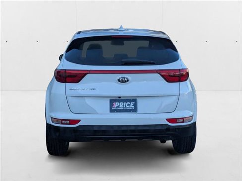 Used 2018 Kia Sportage LX image 7