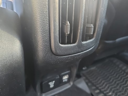 Used 2017 Jeep Compass Latitude w/ Popular Equipment Group image 11