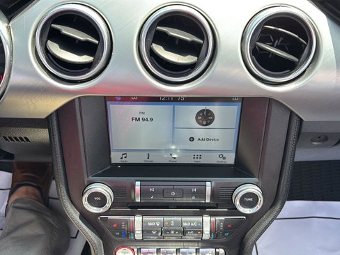 Used 2018 Ford Mustang Premium image 28