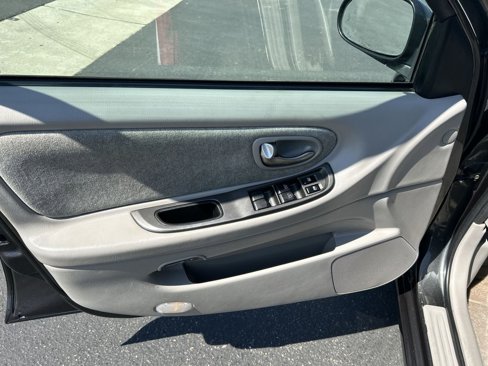 Used 2003 Nissan Maxima GXE image 13