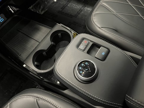 Used 2021 Ford Mustang Mach-E Select image 7