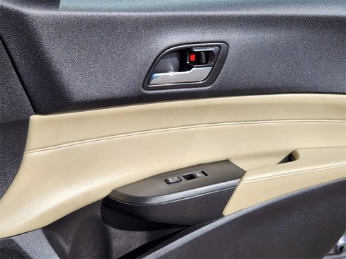 Used 2013 Acura ILX w/ Technology Package image 13