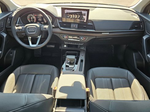 Certified 2025 Audi Q5 2.0T Premium image 10