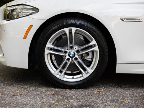 Used 2016 BMW 528i Sedan image 11