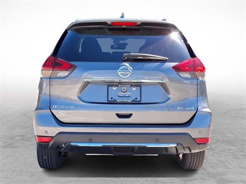 Used 2019 Nissan Rogue SL image 5