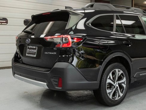Used 2021 Subaru Outback Limited image 31