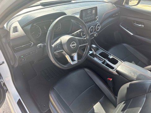 Used 2024 Nissan Sentra SR w/ SR Premium Package image 17