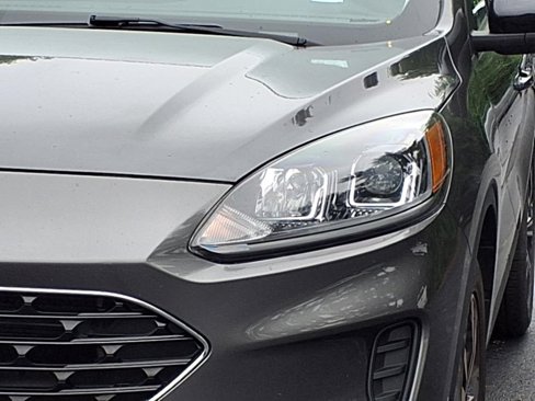 Used 2021 Ford Escape SE w/ SE Sport Appearance Package image 28