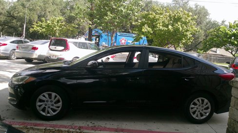 Used 2017 Hyundai Elantra SE image 8