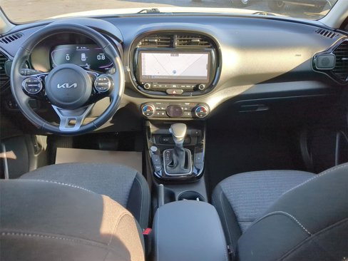 Used 2023 Kia Soul EX image 11