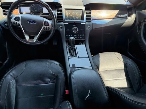 Used 2013 Ford Taurus Limited image 15