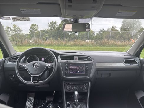 Used 2019 Volkswagen Tiguan SE image 5