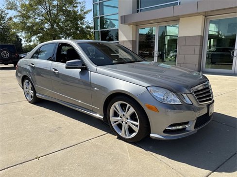 Used 2012 Mercedes-Benz E 350 4MATIC Sedan image 3