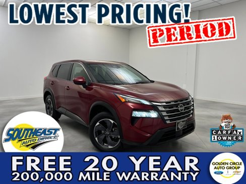 Used 2024 Nissan Rogue SV image 1