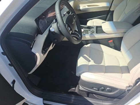New 2026 Genesis GV70 2.5T Select image 6
