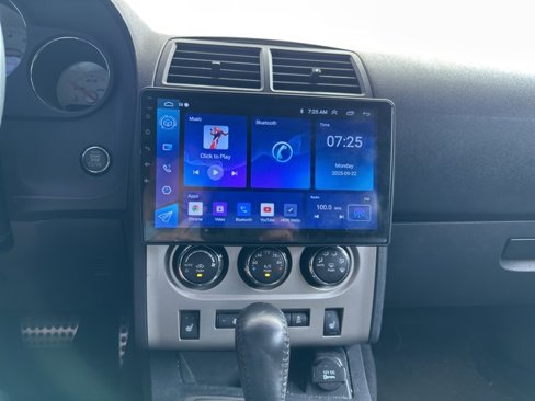 Used 2013 Dodge Challenger SRT8 w/ Harman Kardon Audio Group image 9