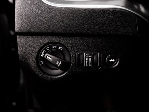 Used 2019 Dodge Charger SXT w/ Blacktop Package image 24