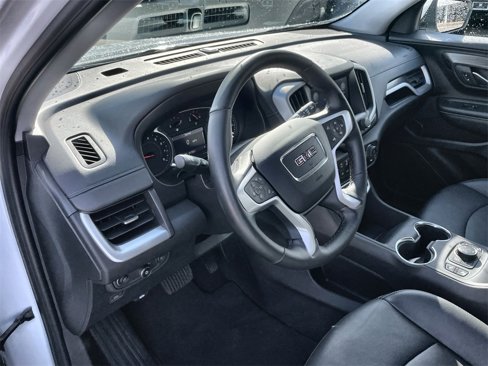 Used 2024 GMC Terrain SLT image 16