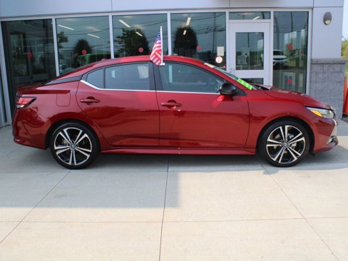 Used 2022 Nissan Sentra SR image 3