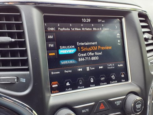 Used 2018 Jeep Grand Cherokee Overland image 12