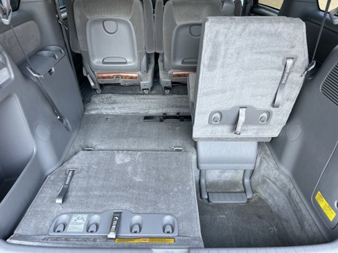 Used 2006 Toyota Sienna LE image 16