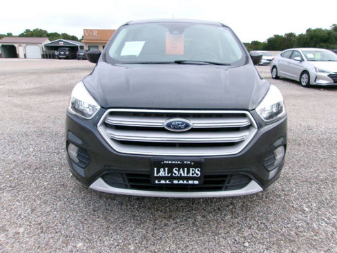 Used 2019 Ford Escape SE image 3