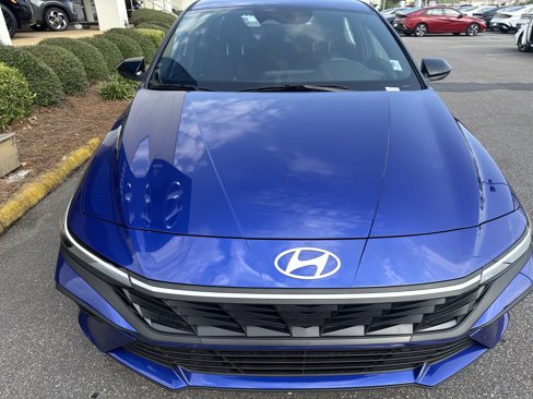 New 2025 Hyundai Elantra Sport image 6