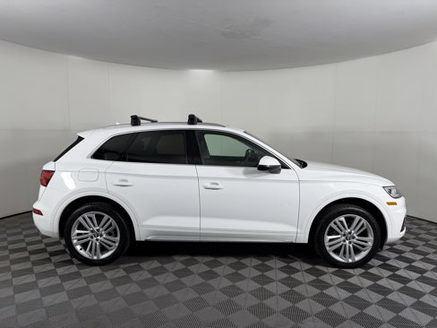 Used 2019 Audi Q5 2.0T Premium Plus w/ Premium Plus Package image 3
