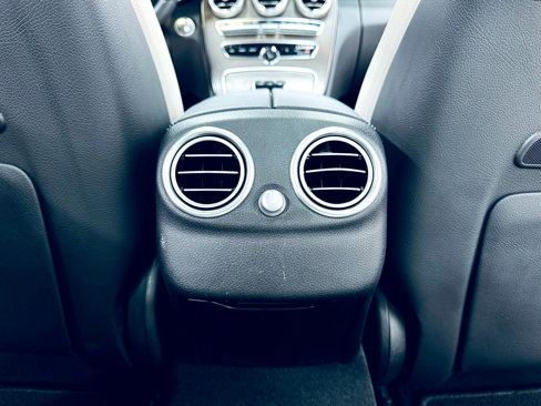 Used 2018 Mercedes-Benz C 300 Sedan image 37