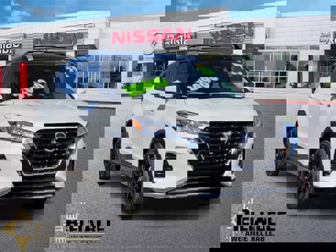 Certified 2023 Nissan Kicks SV w/ Exterior Package image 1