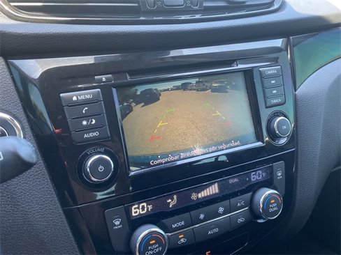 Used 2021 Nissan Rogue Sport SV image 29