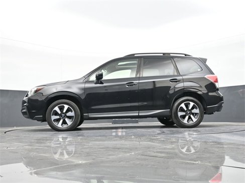 Used 2017 Subaru Forester 2.5i Premium w/ All-Weather Package image 51