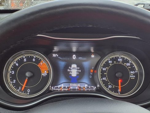 Used 2019 Jeep Cherokee Limited image 26