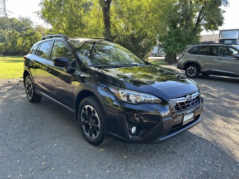 Used 2021 Subaru Crosstrek 2.0i Premium image 2