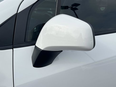 Used 2022 Chevrolet Trax LS w/ Tint and Cruise Package image 14