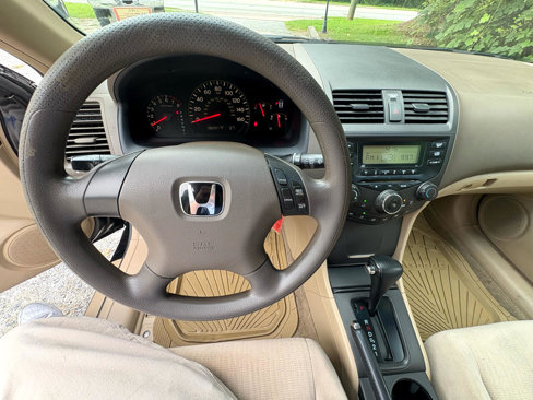 Used 2004 Honda Accord LX image 19