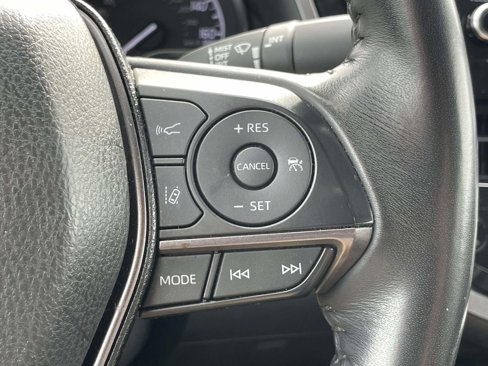 Used 2023 Toyota Camry SE image 22