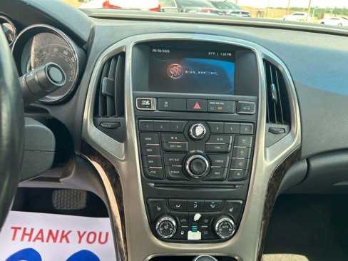 Used 2012 Buick Verano Leather image 24