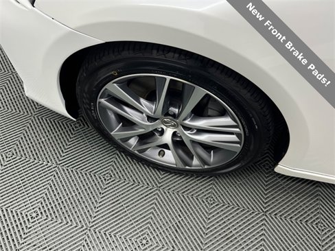 Certified 2019 Lexus IS 300 image 4