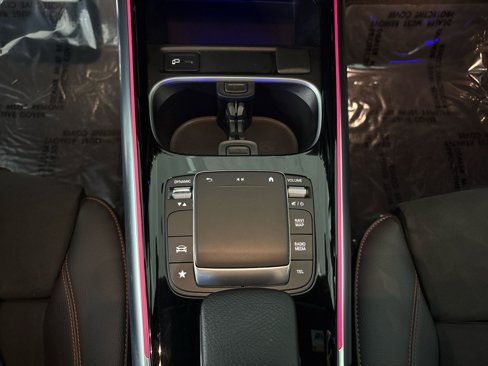 Certified 2023 Mercedes-Benz GLA 250 image 17