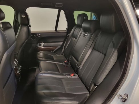 Used 2016 Land Rover Range Rover Supercharged image 23