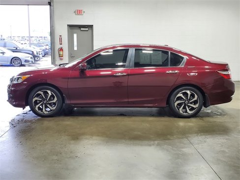 Used 2017 Honda Accord EX-L image 7