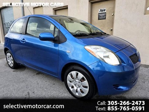 Used 2007 Toyota Yaris 2-Door Hatchback image 1