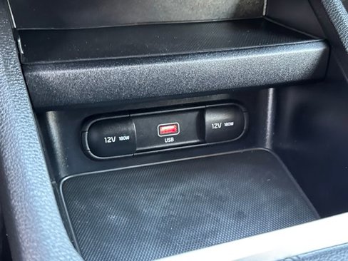 Used 2023 Kia Forte LXS image 13