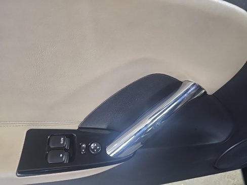 Used 2007 Saturn Sky w/ Premium Trim Pkg image 9