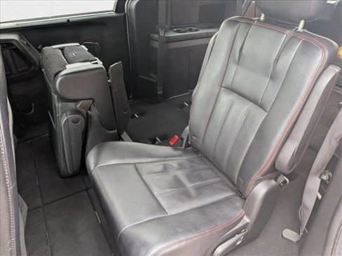 Used 2020 Dodge Grand Caravan GT image 16