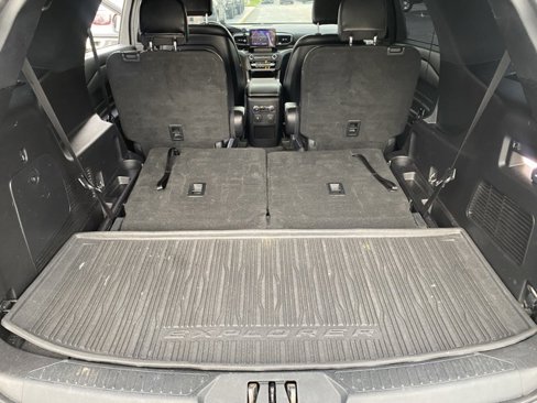 Used 2020 Ford Explorer XLT w/ Equipment Group 202A image 27
