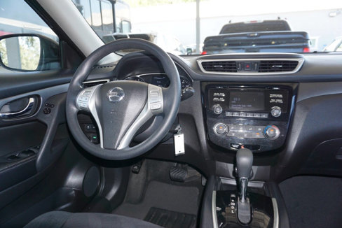 Used 2016 Nissan Rogue S image 22