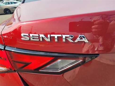 Used 2021 Nissan Sentra SV image 10