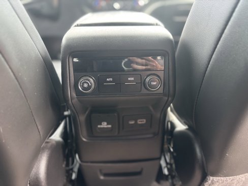 Used 2020 GMC Acadia SLT image 19